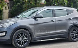Hyundai Santa Fe 2015 Gray
