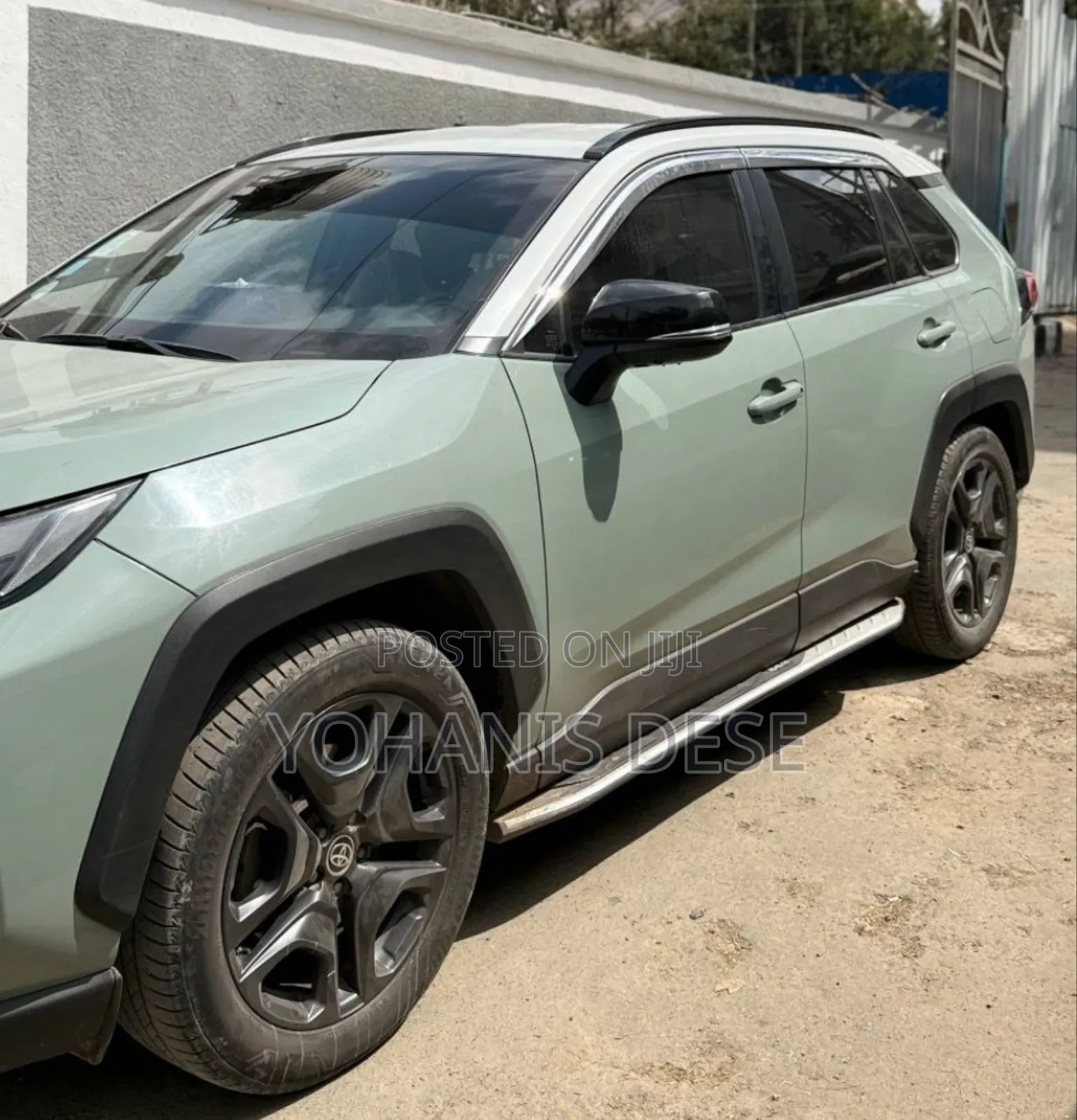 Toyota RAV4 2022 Green