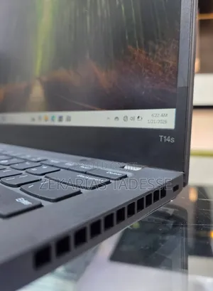 Photo - New Laptop Lenovo Thinkpad P14s 16GB Intel Core I5 SSD 512GB