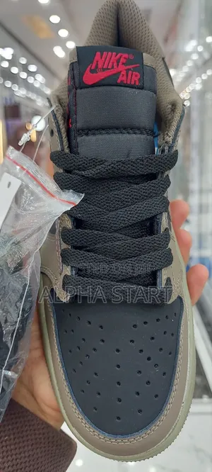 Photo - Jordan 1 Travis Scott Nike High Master Quality