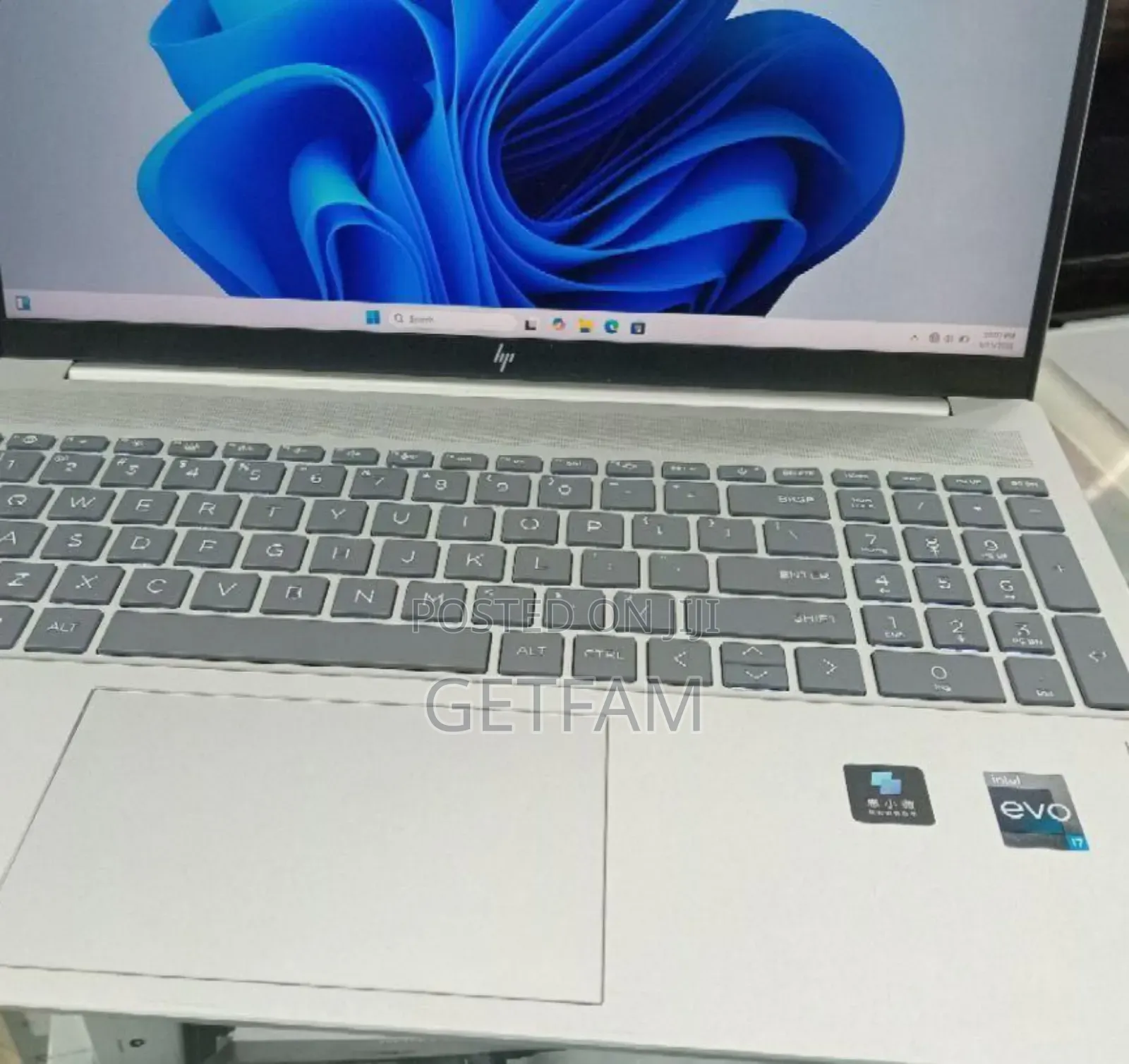 New Laptop HP Pavilion 15 16GB Intel Core I7 SSD 1T