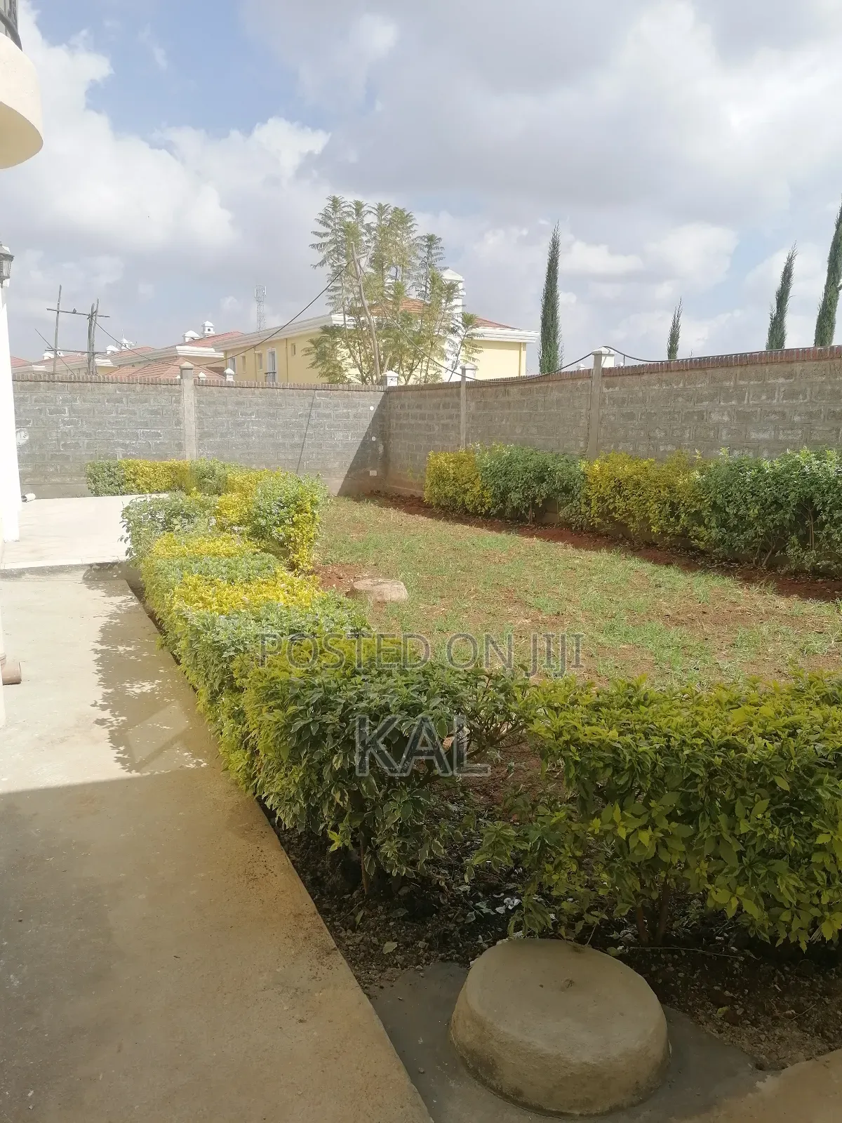 7bdrm House in Ccd, Yeka for rent