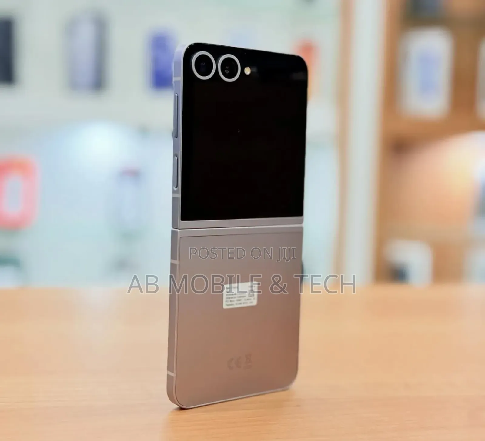 Samsung Galaxy Z Flip6 256 GB Silver