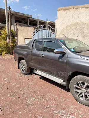 Toyota Hilux 2020 Gray