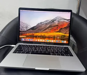 Photo - New Laptop Apple MacBook Pro 2017 8GB Intel Core I5 SSD 128GB