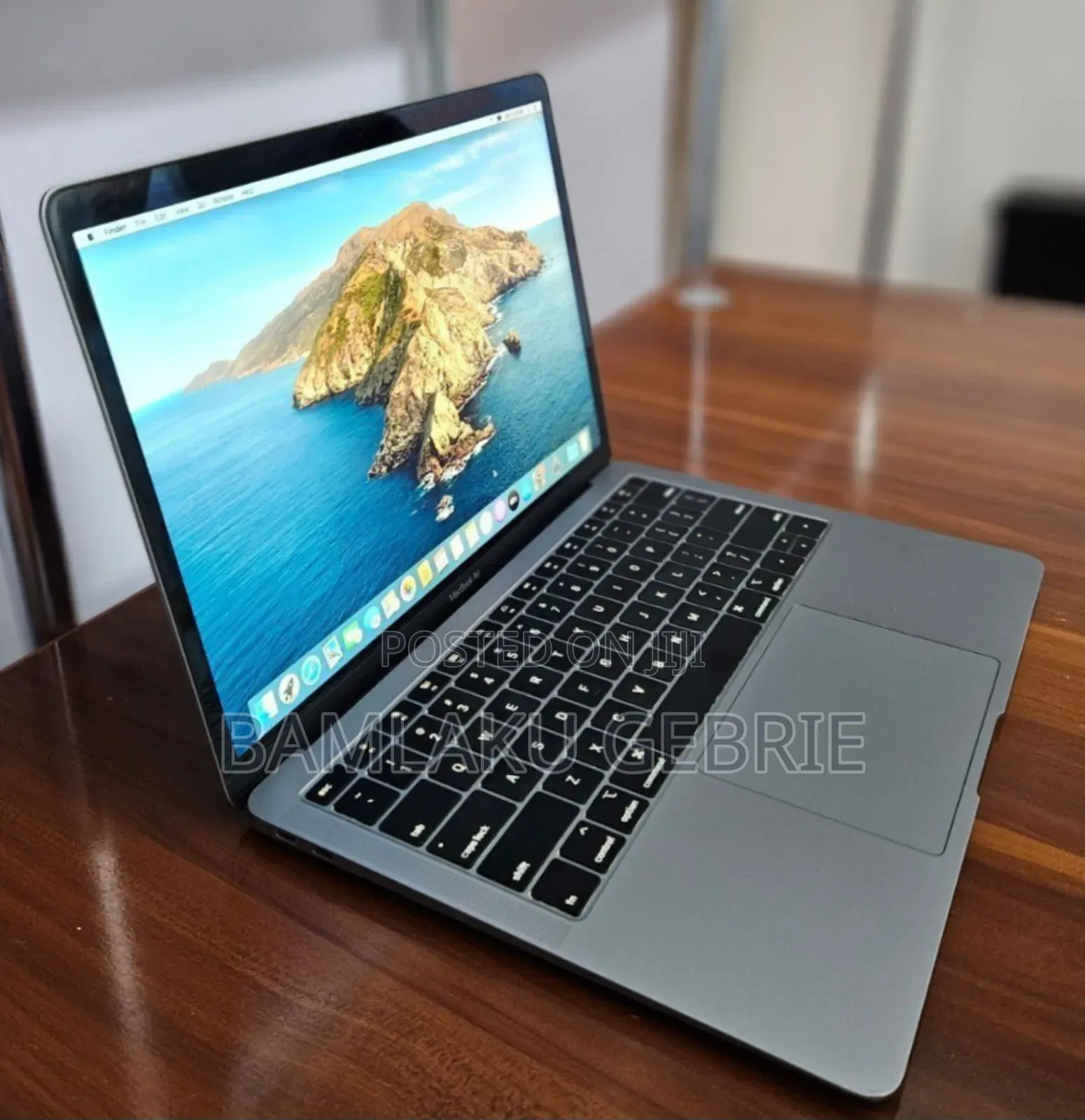 New Laptop Apple MacBook Air 2019 8GB Intel Core I5 SSD 128GB