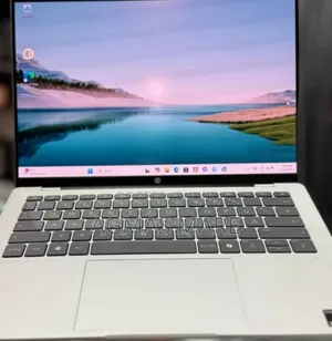 New Laptop HP OmniBook 5 14" 16GB Qualcomm Snapdragon X Plus SSD 512GB