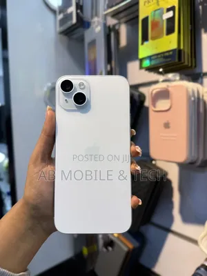 Photo - Apple iPhone 15 Plus 128 GB Blue