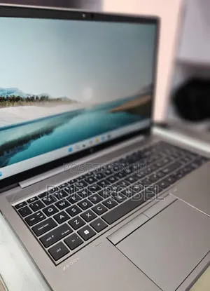 Photo - New Laptop HP ZBook Studio G8 16GB Intel Core I7 SSD 1T