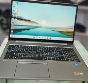 New Laptop HP ZBook Studio G8 16GB Intel Core I7 SSD 1T