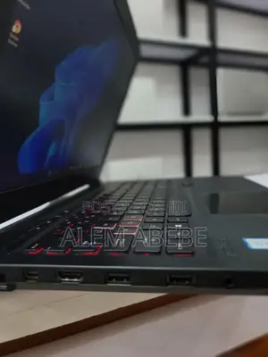 New Laptop Asus ROG Strix G15 12GB Intel Core I7 SSD 512GB