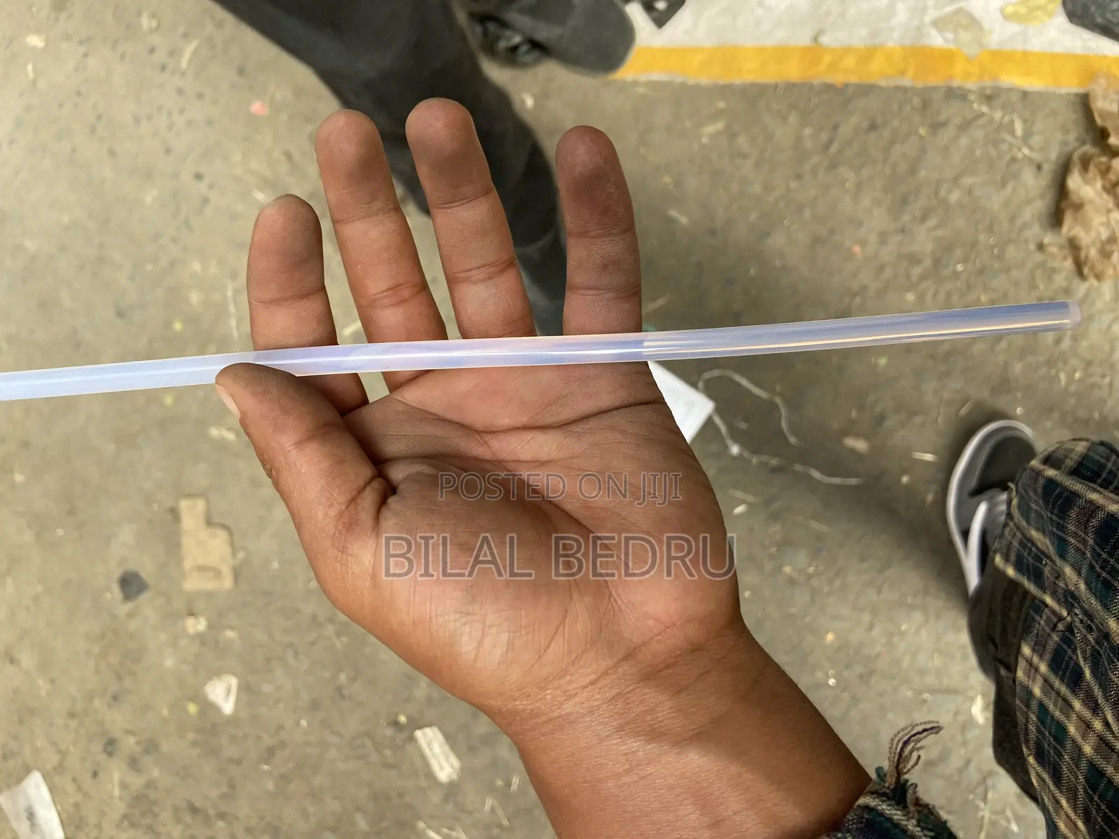 Glue Gun ግሉ ገን