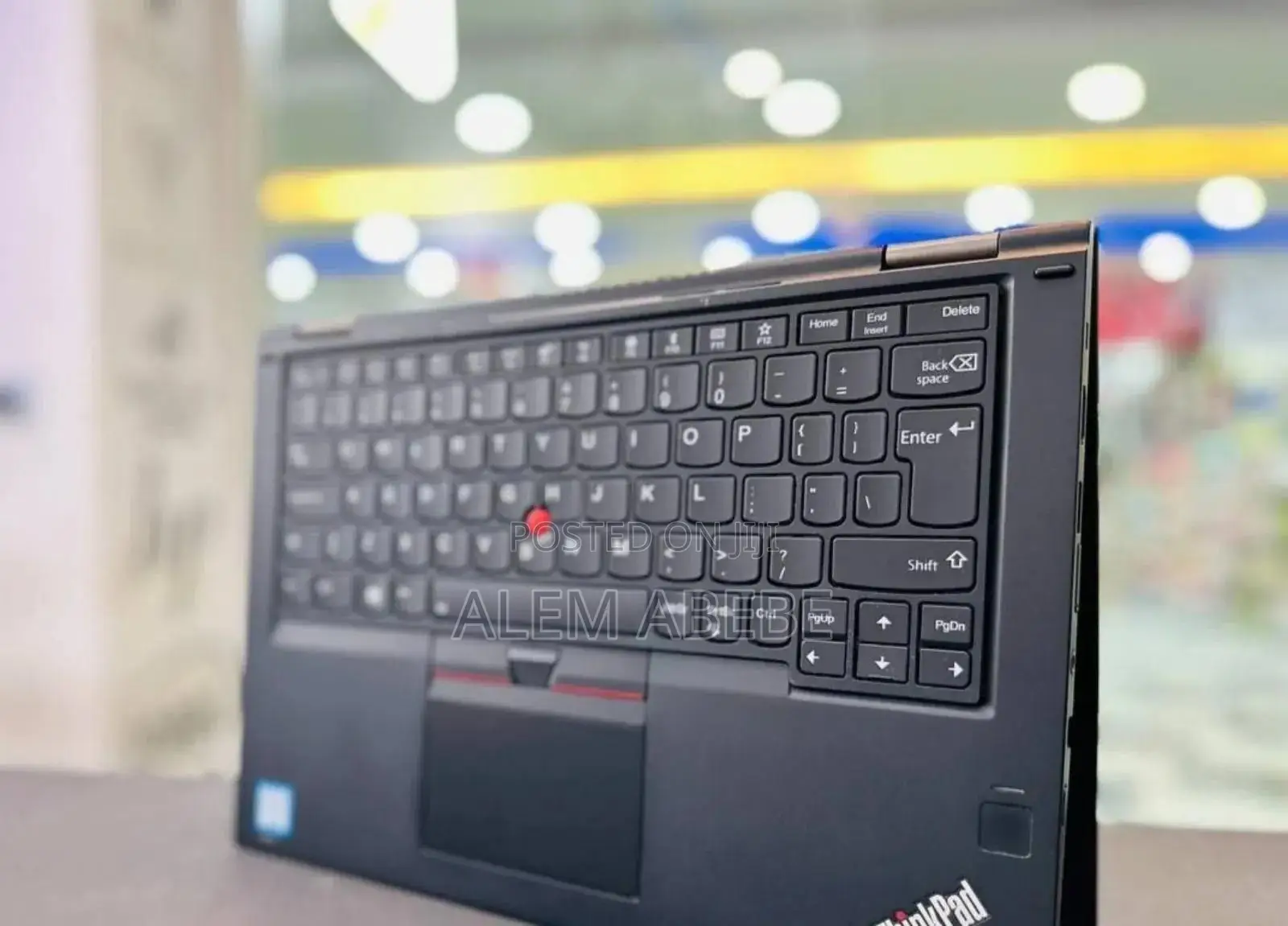 New Laptop Lenovo ThinkPad Yoga 370 8GB Intel Core I5 SSD 512GB