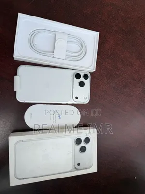 New Apple iPhone 17 Pro Max 256 GB Silver