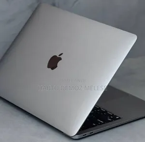 New Laptop Apple MacBook Pro M1 8GB Intel Core I5 SSD 128GB