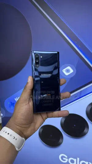 Photo - New Samsung Galaxy S22 Ultra 256 GB