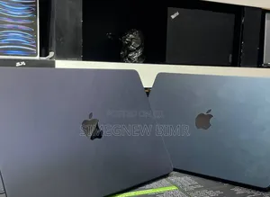 New Laptop Apple MacBook Air 2024 M3 13-Inch 8GB Apple M3 SSD 256GB