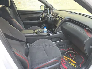 Hyundai Tucson 2021 White