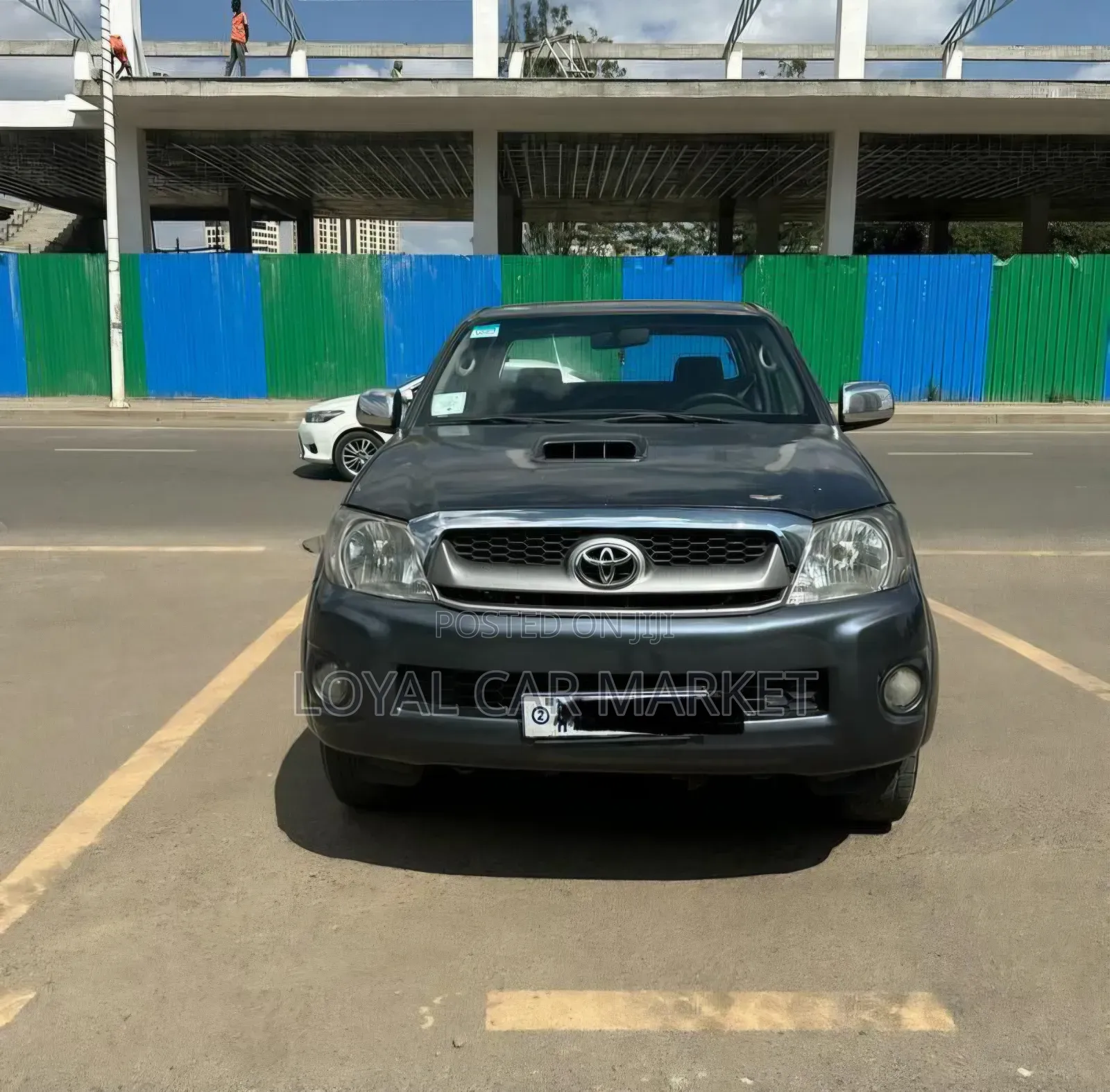 Toyota Hilux 2011 Gray