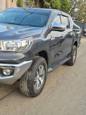 Photo - Toyota Hilux Revo Double Cab Deisel 2.4 RWD 2018 Gray