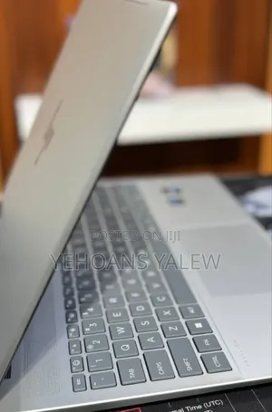New Laptop HP Pavilion 15-Eh0050wm 16GB Intel Core I7 SSD 1T