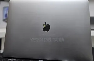 New Laptop Apple MacBook Pro 2019 16GB Intel Core I9 SSD 512GB