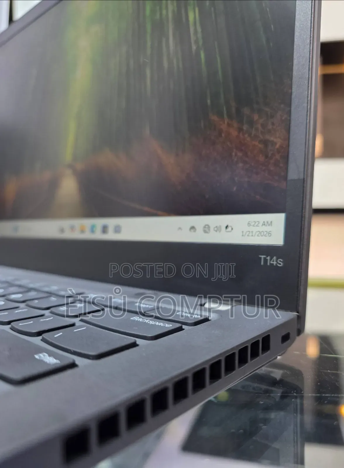 New Laptop Lenovo Thinkpad P14s 8GB Intel Core I5 SSD 512GB