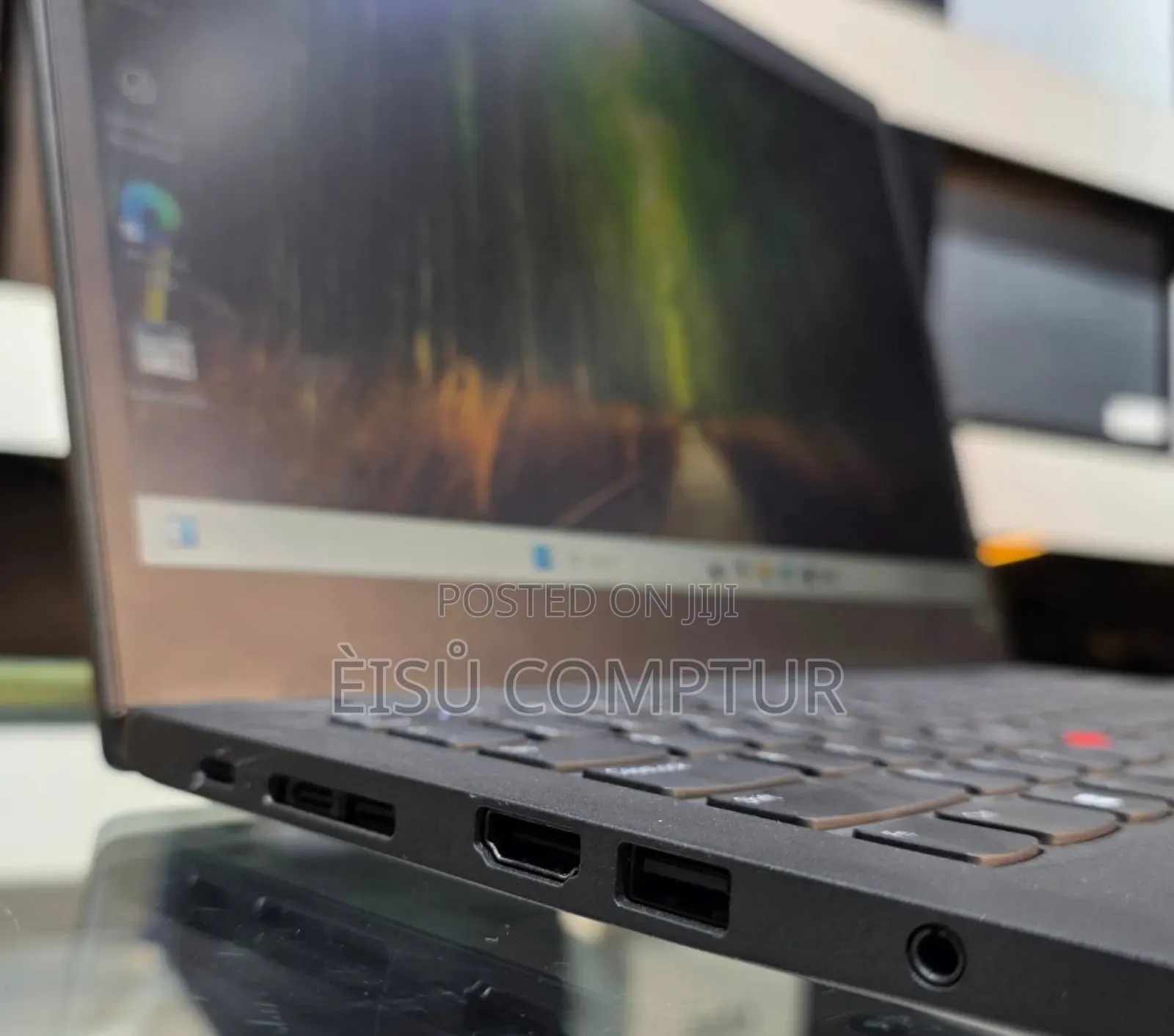 New Laptop Lenovo Thinkpad P14s 8GB Intel Core I5 SSD 512GB