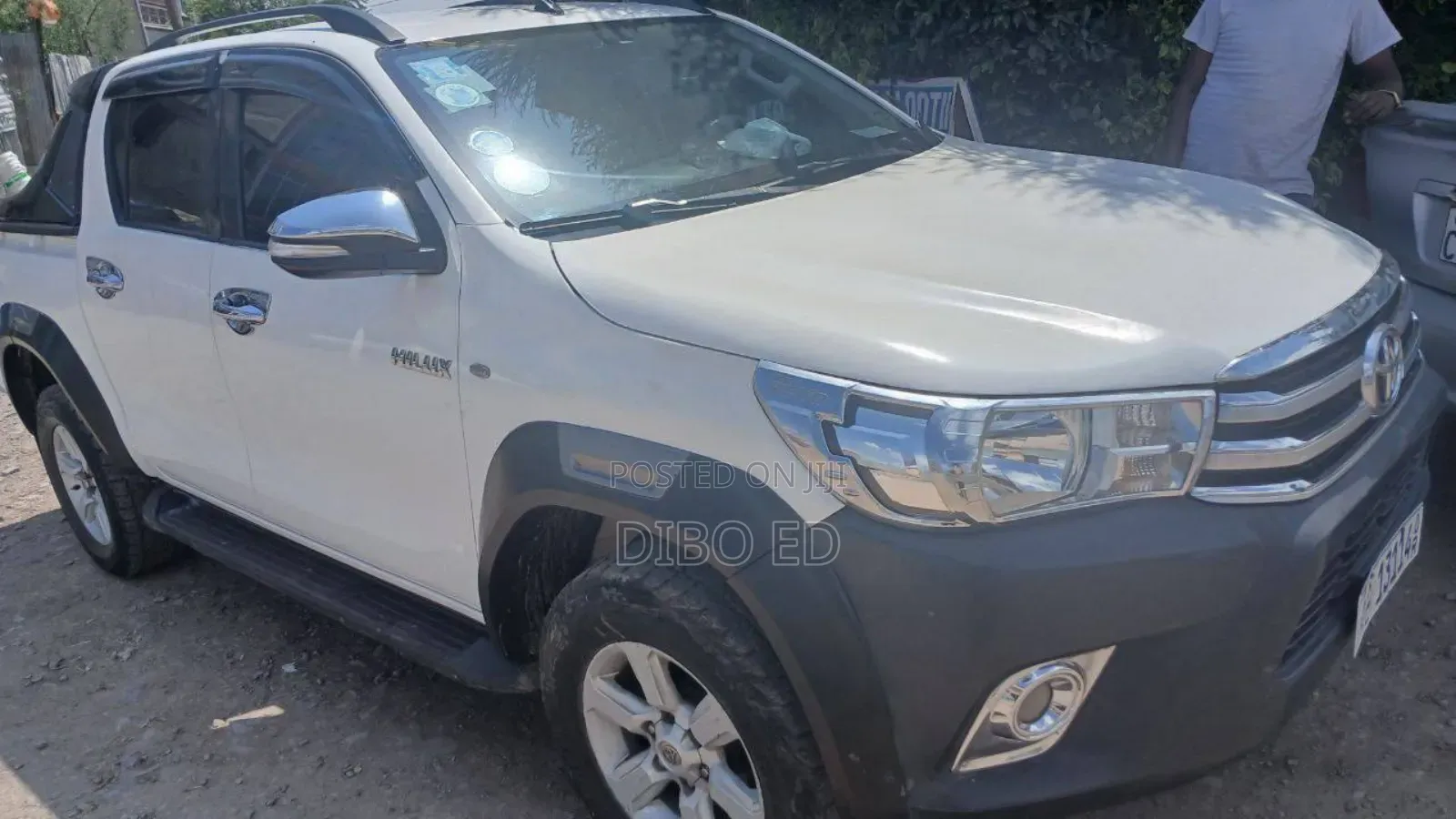 Toyota Hilux 2016 White