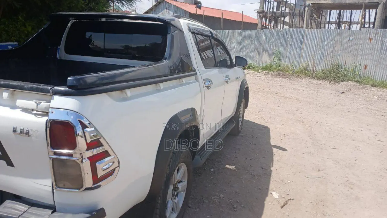 Toyota Hilux 2016 White