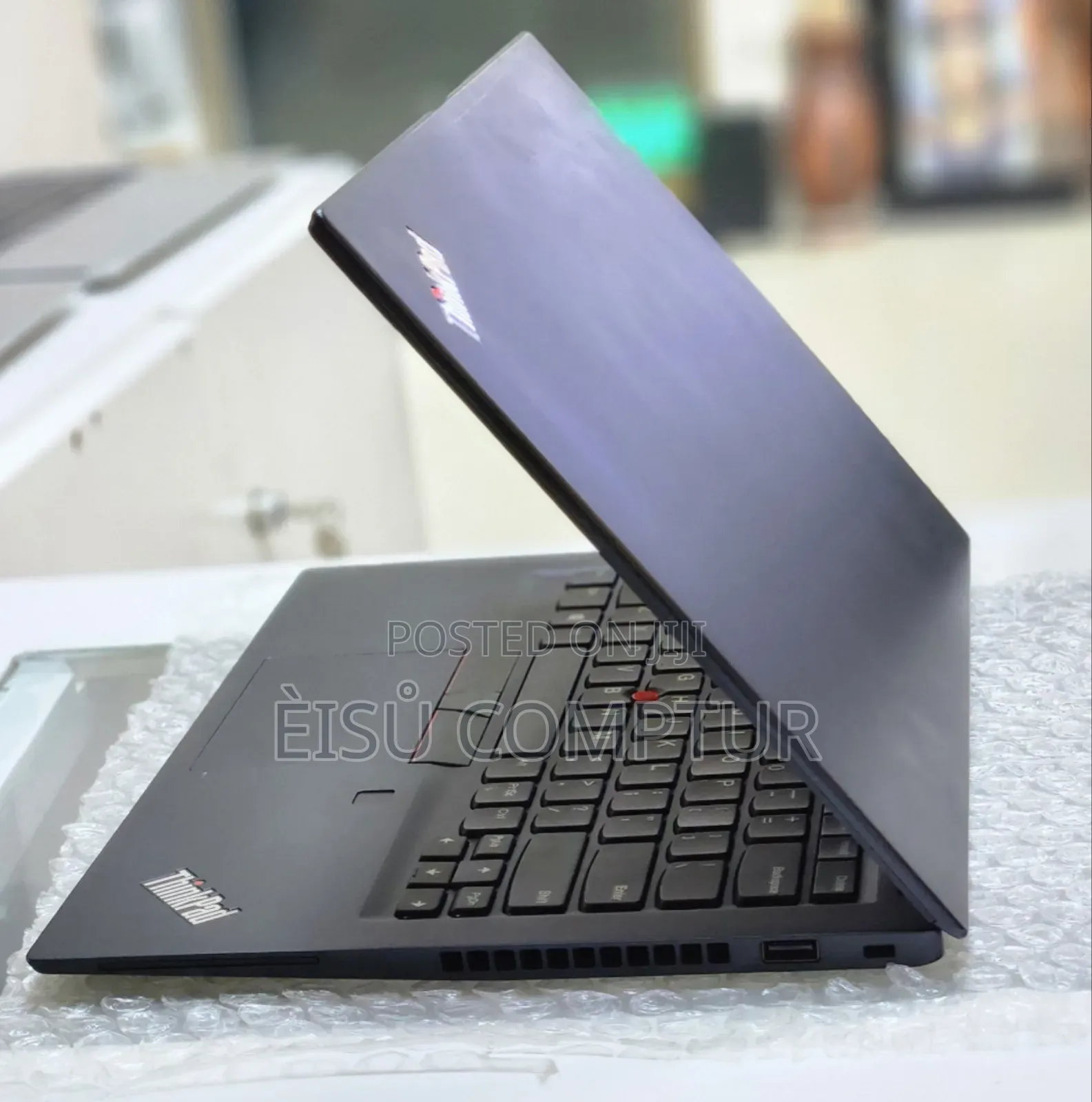 New Laptop Lenovo ThinkPad T495s 16GB AMD Ryzen 7 SSD 512GB