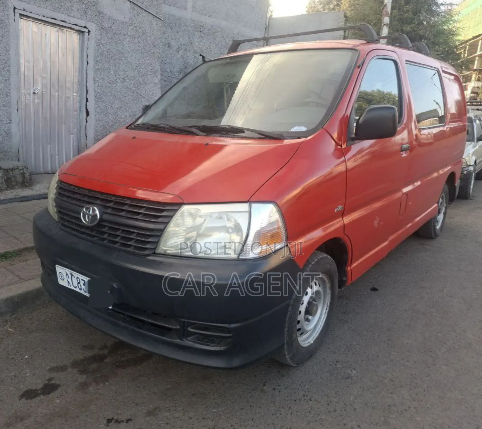 Toyota HiAce 220 2007 Red