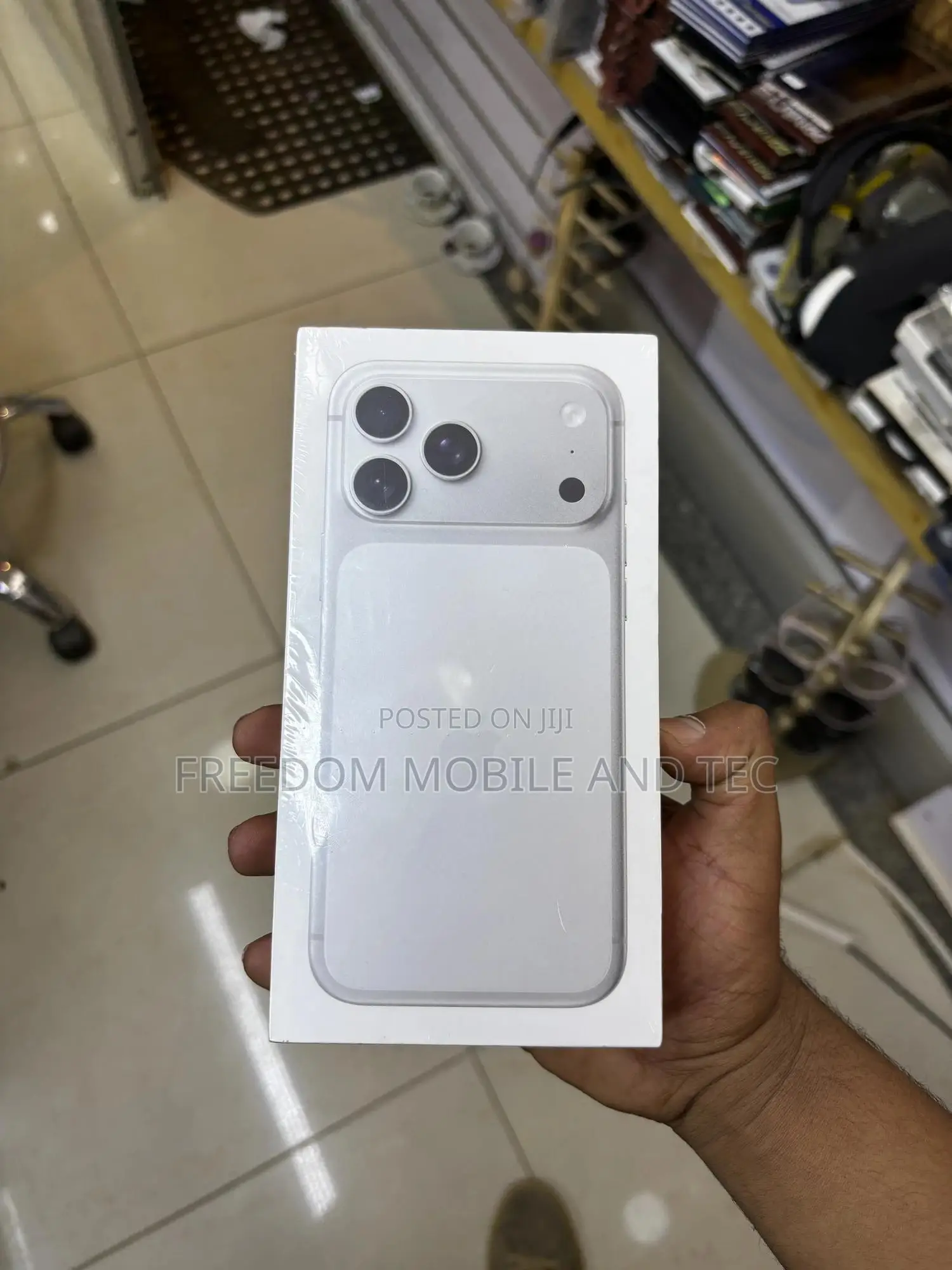 New Apple iPhone 17 Pro Max 256 GB