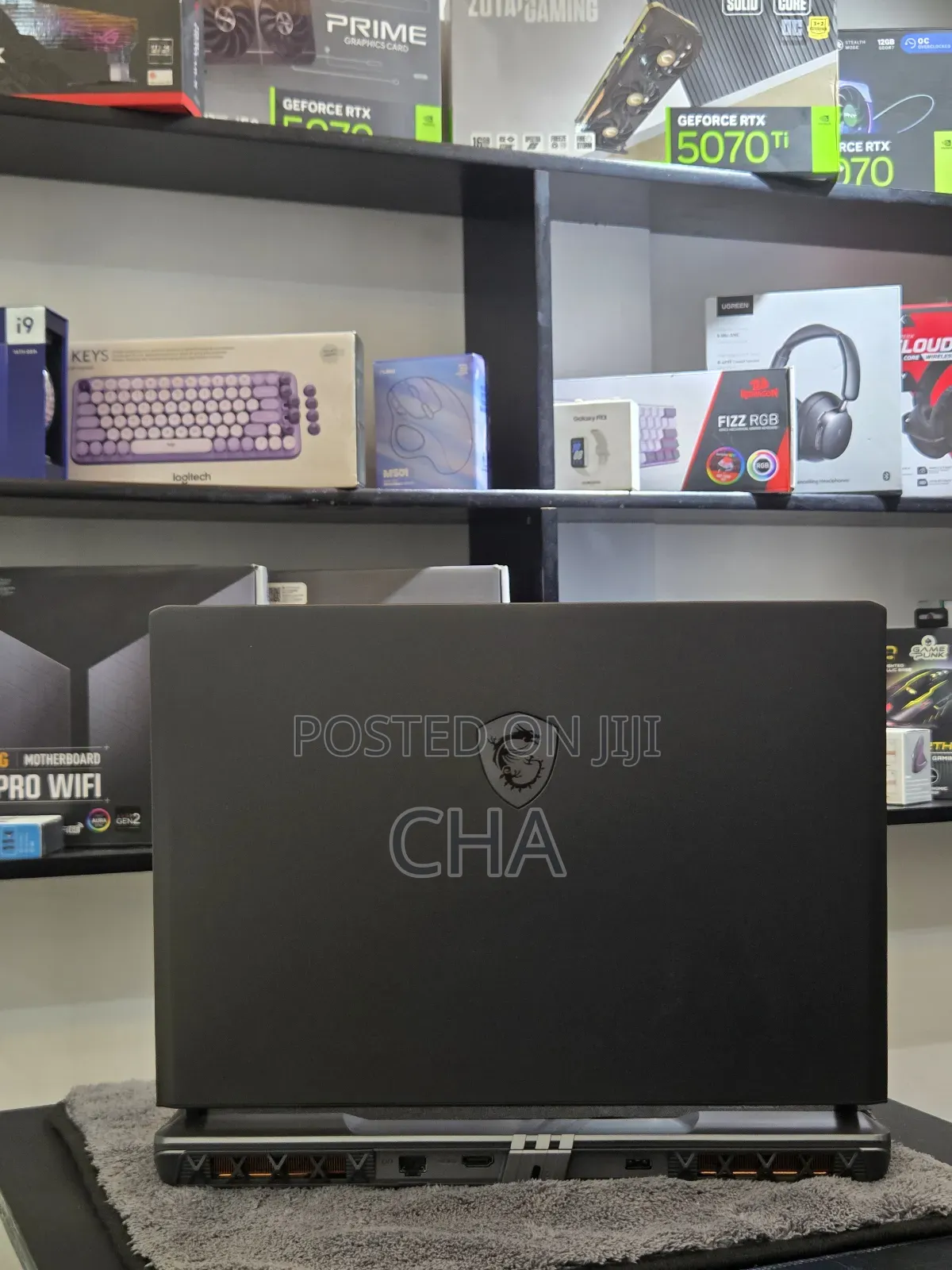 New Laptop MSI Vector 16 HX AI A2XWIG 16GB AMD Ryzen 9 SSD 1T