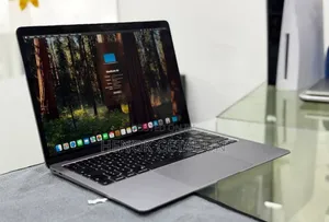 New Laptop Apple MacBook Air 2020 8GB Intel Core 3 SSD 256GB