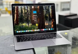 New Laptop Apple MacBook Air 2020 8GB Intel Core 3 SSD 256GB