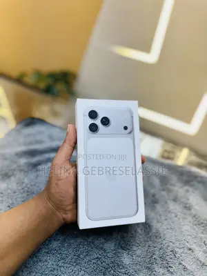 New Apple iPhone 17 Pro Max 256 GB White