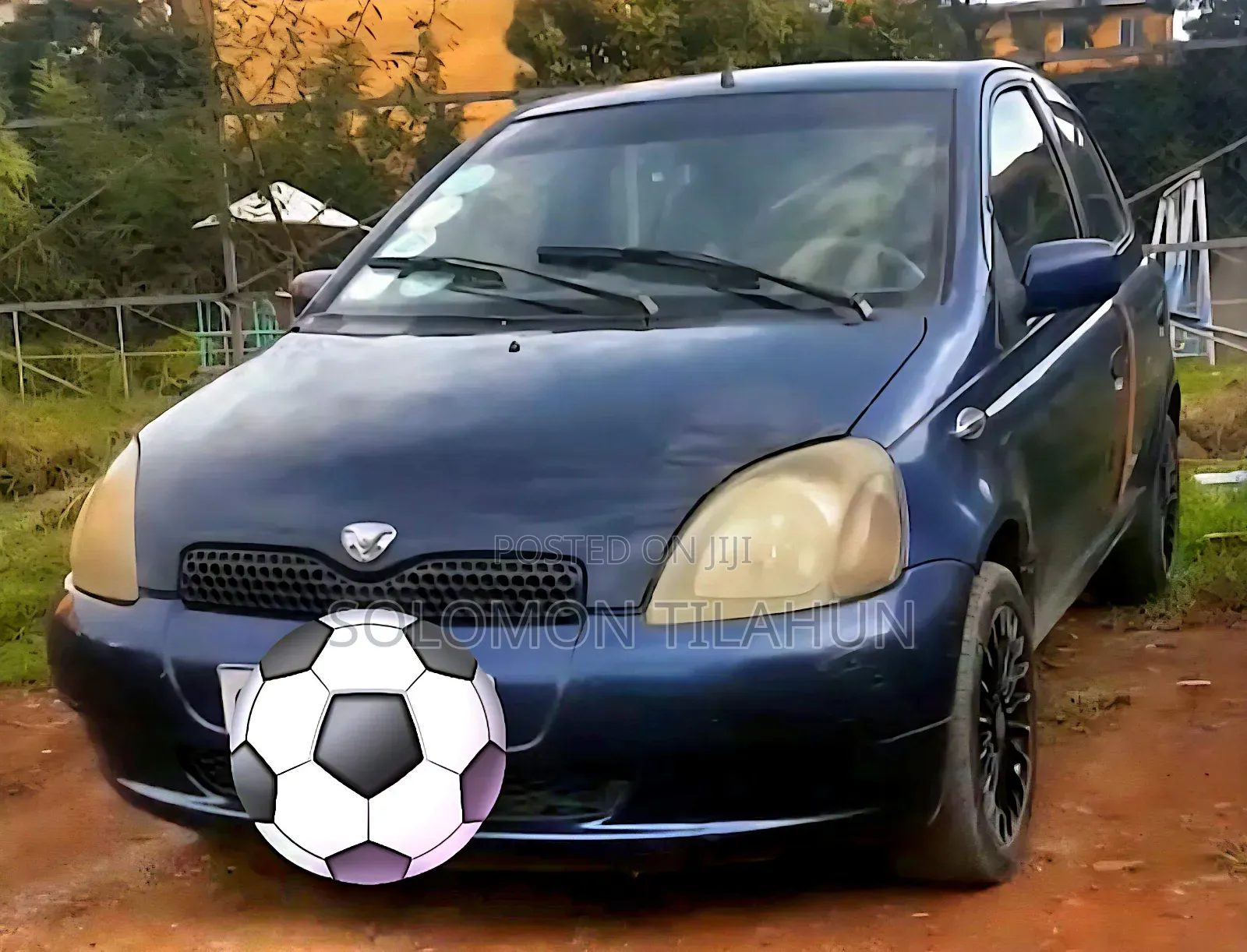 Toyota Vitz 2000 Blue