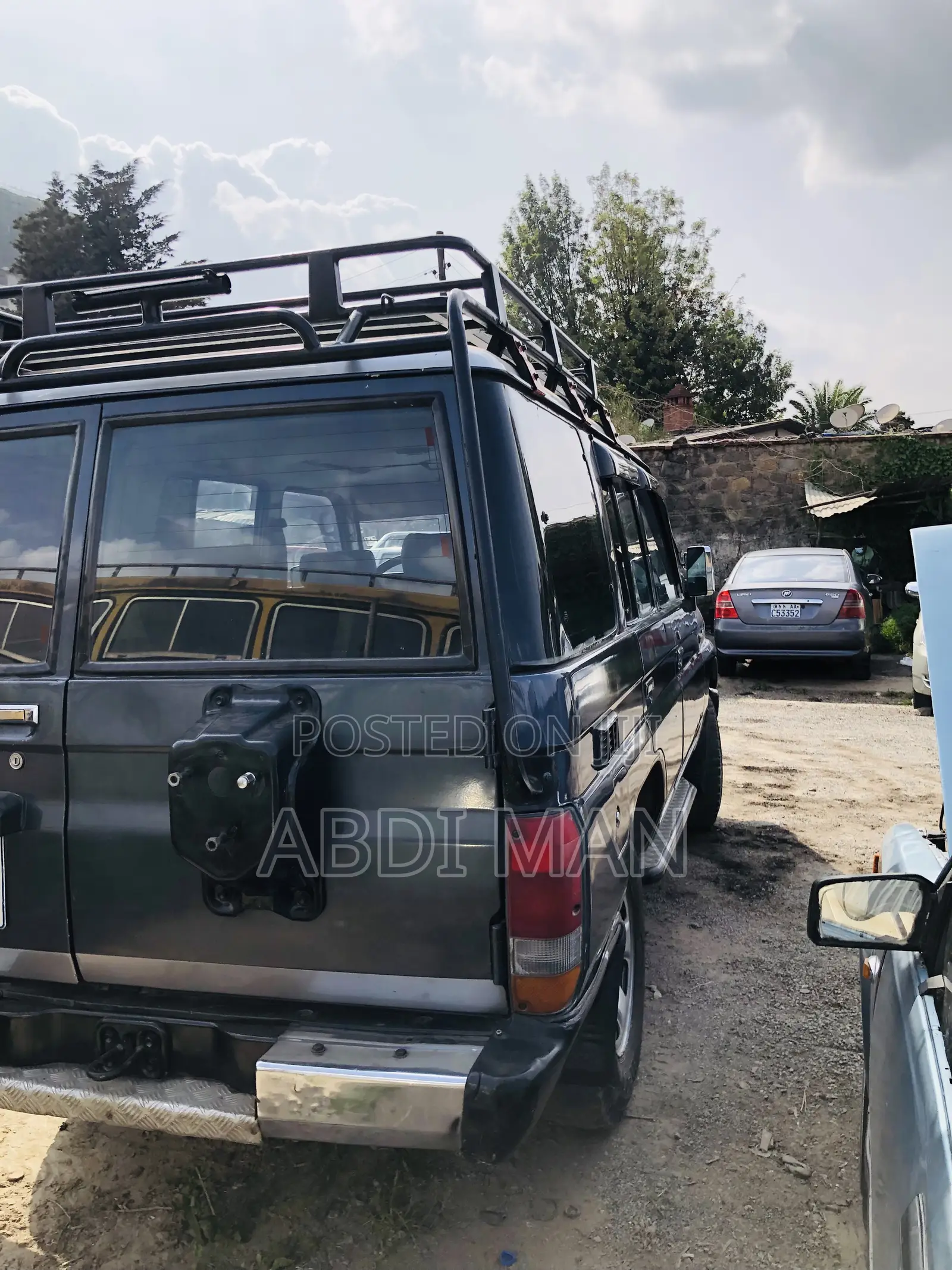 Toyota Land Cruiser 1991 Blue