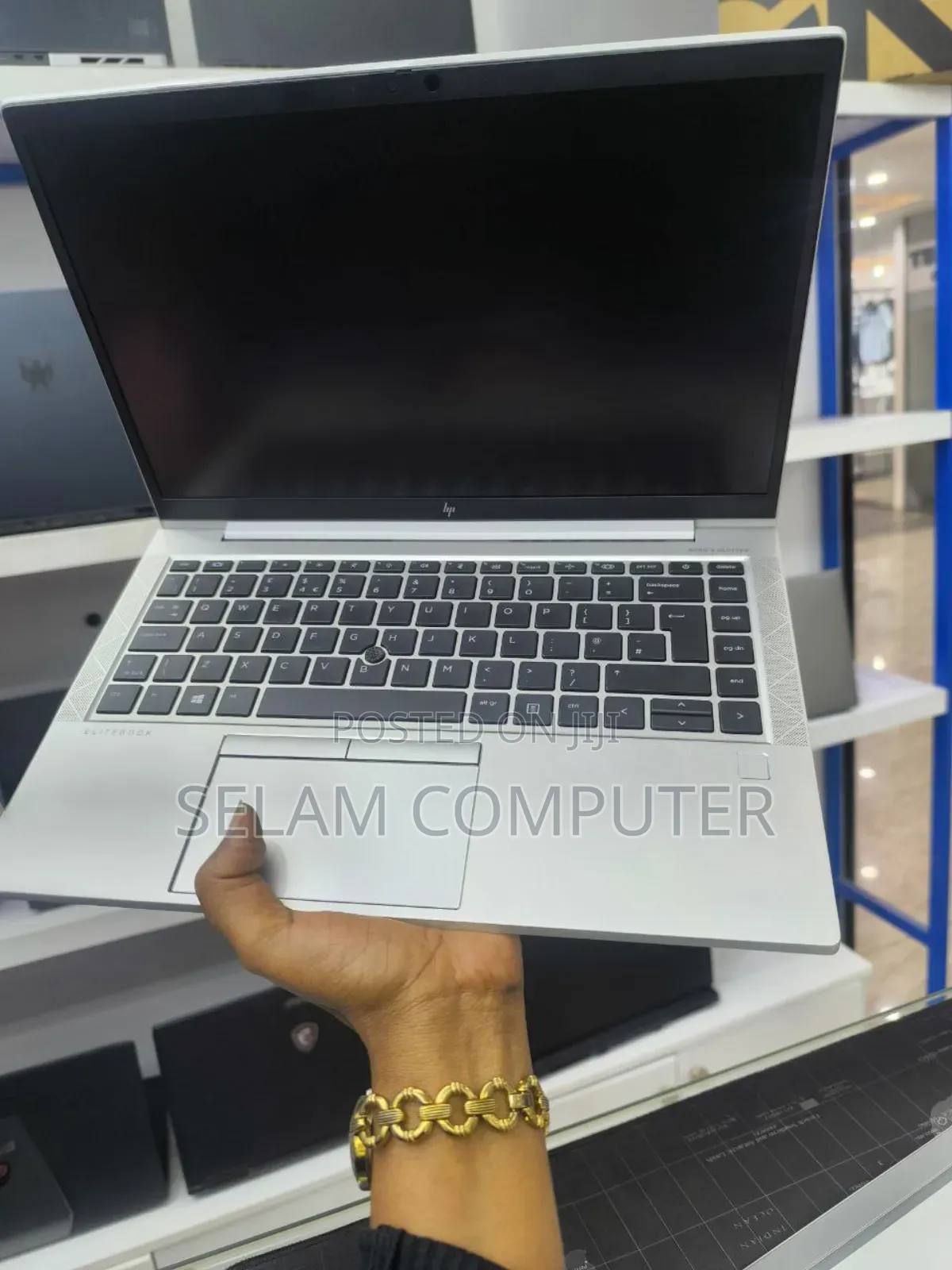 New Laptop HP EliteBook 840 G8 16GB Intel Core I7 SSD 512GB