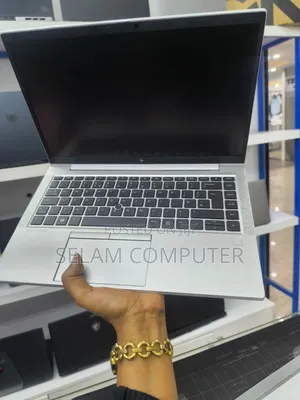 New Laptop HP EliteBook 840 G8 16GB Intel Core I7 SSD 512GB