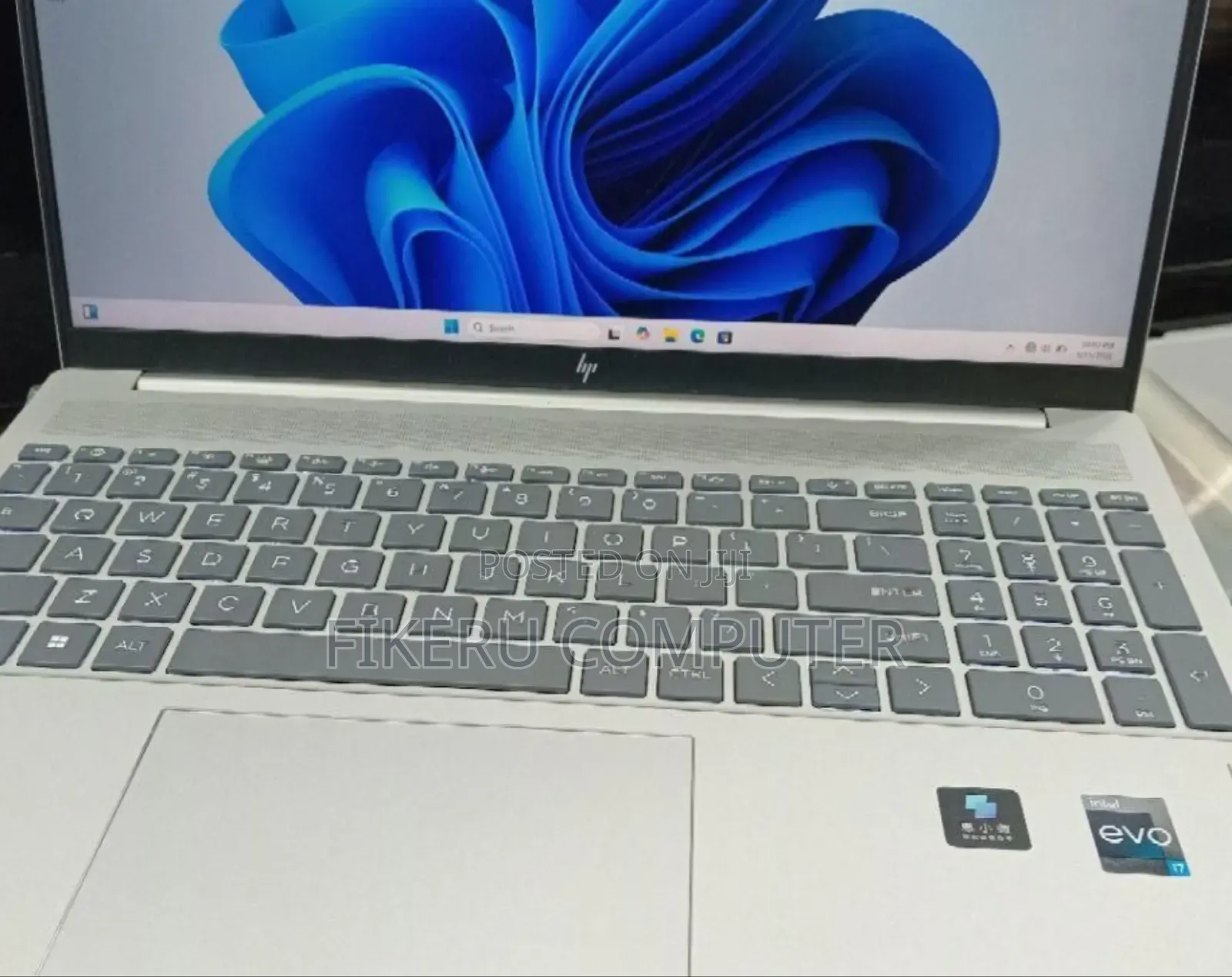 New Laptop HP Pavilion 15 16GB Intel Core I7 SSD 1T