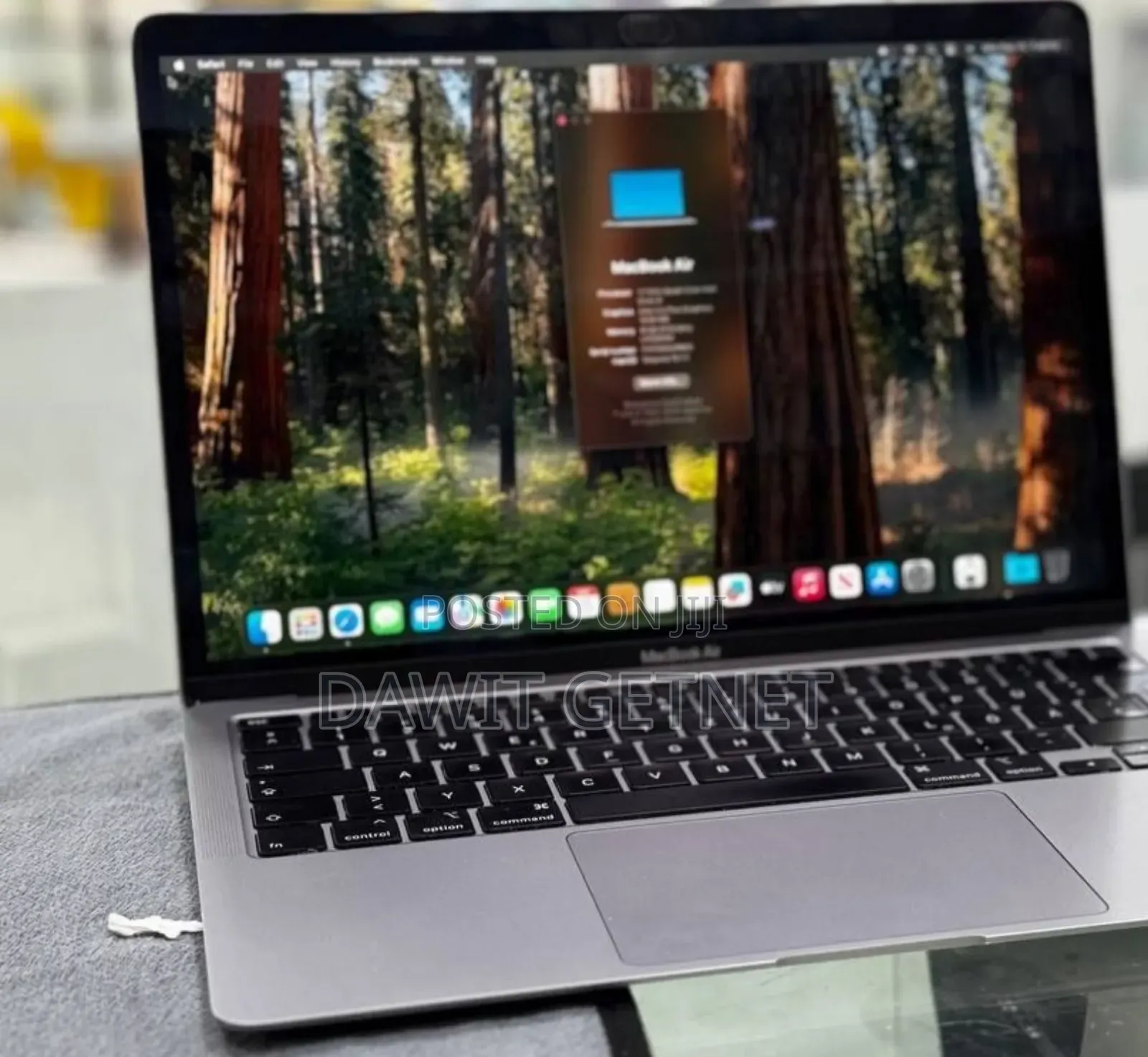 New Laptop Apple MacBook 2020 8GB Intel Core I3 SSD 256GB