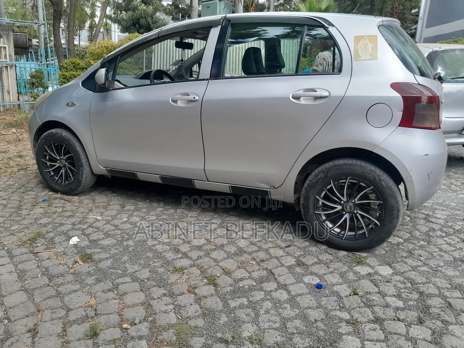 Toyota Vitz 1.0 FWD 5dr 2006 Silver
