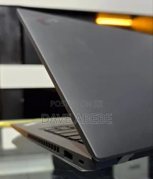 Photo - New Laptop Lenovo Thinkpad P14s 16GB Intel Core I7 SSD 512GB