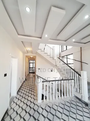 Furnished 6bdrm House in Bole for sale