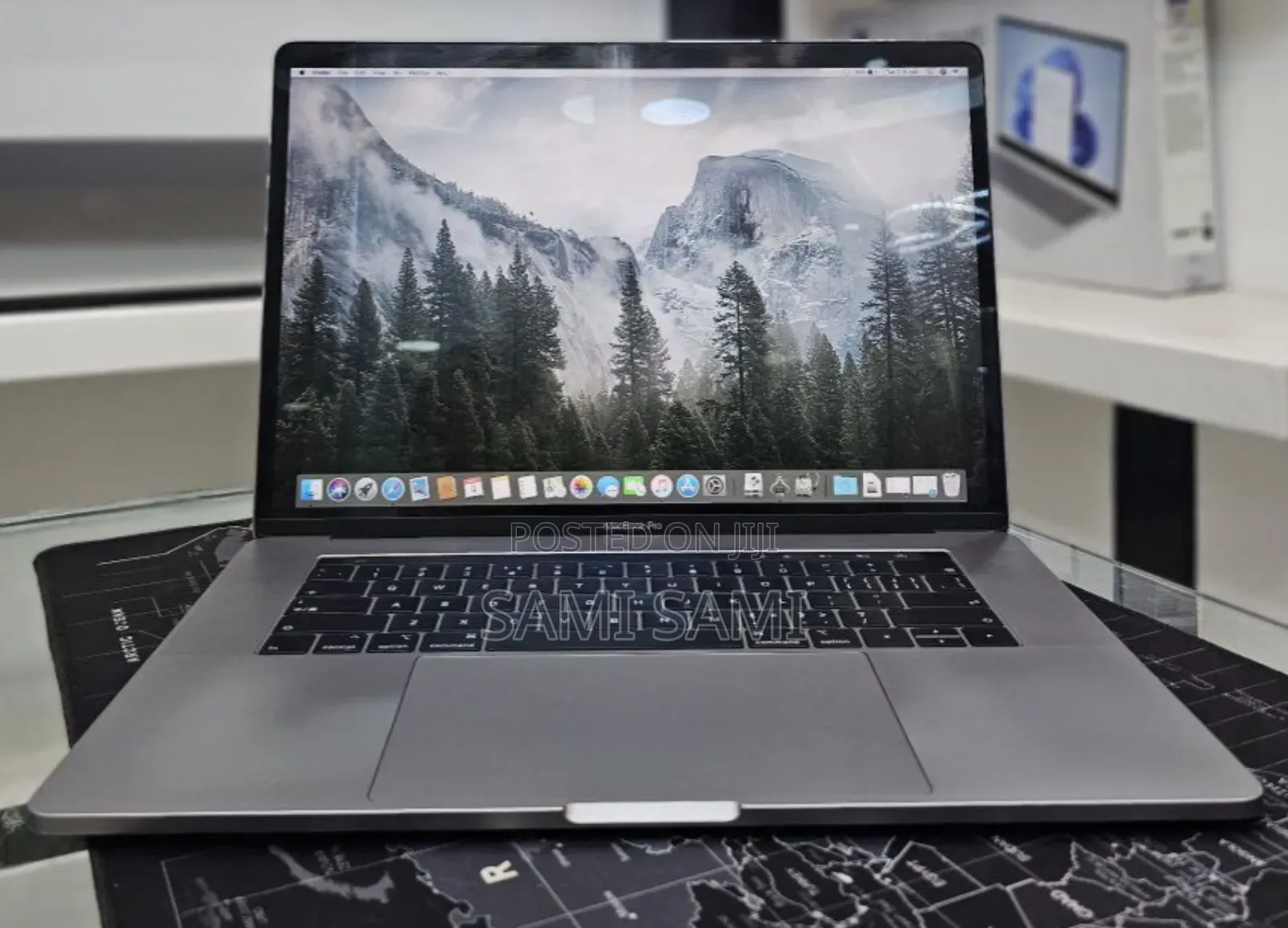 New Laptop Apple MacBook Pro 2019 16GB Intel Core I9 SSD 512GB