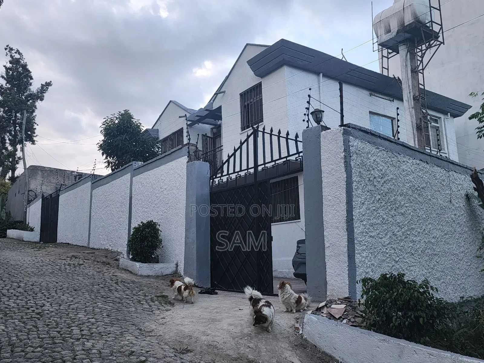 3bdrm House in Nifas Silk-Lafto for sale