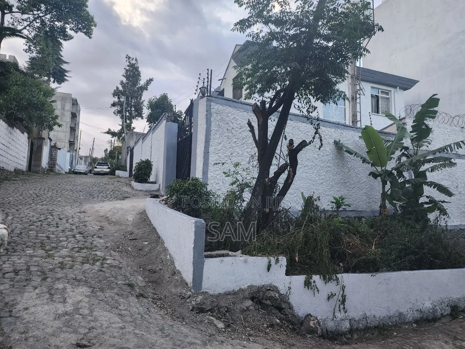 3bdrm House in Nifas Silk-Lafto for sale