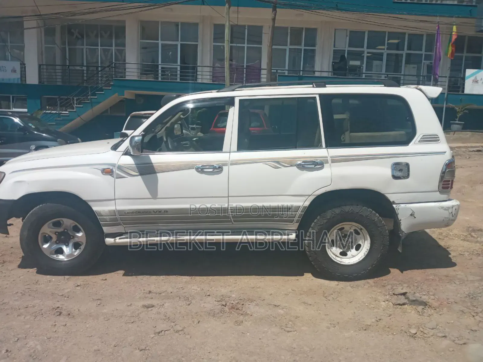 Toyota Land Cruiser 2004 White